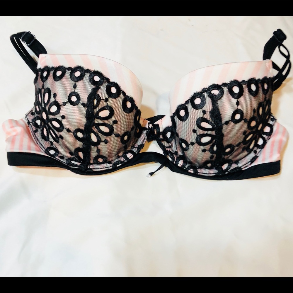 32B Victoria’s Secret Lined Demi